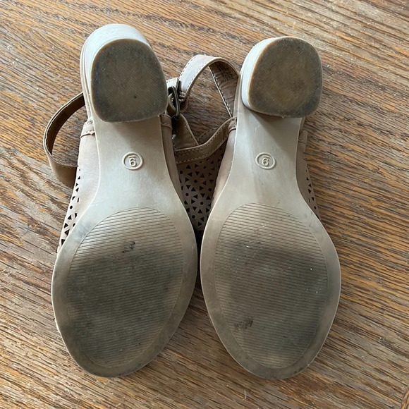 Universal Thread Women's Cognac/Milliana Cut-Out Slingback Pumps -SZ 9 - Picture 5 of 5